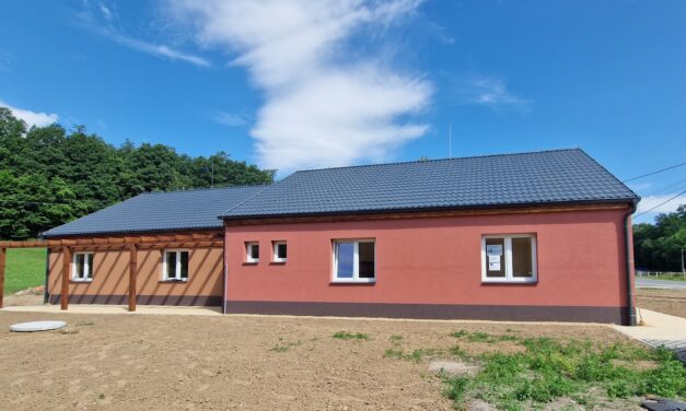 SLAVNOSTNÍ OTEVŘENÍ CENTRA HRAD